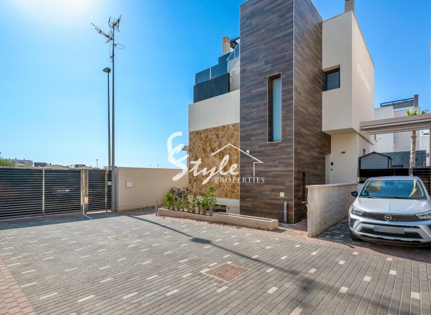 Resale - Villa - Orihuela Costa  - Lomas de Cabo Roig