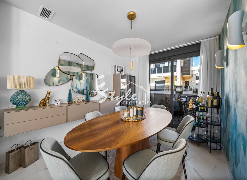 Resale - Villa - Orihuela Costa  - Lomas de Cabo Roig