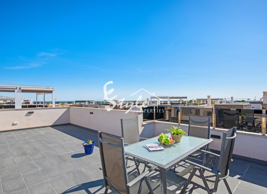 Resale - Villa - Orihuela Costa  - Lomas de Campoamor