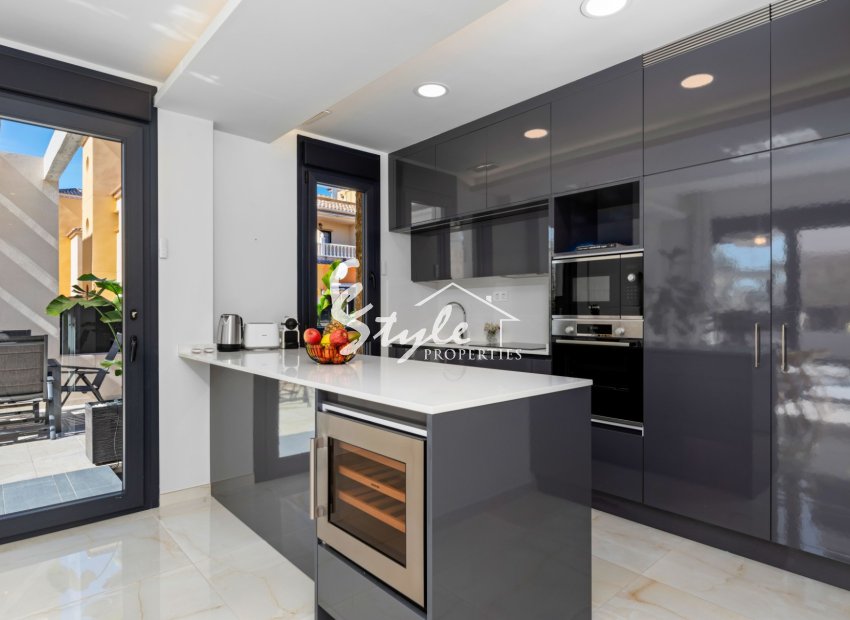 Resale - Villa - Orihuela Costa  - Lomas de Campoamor