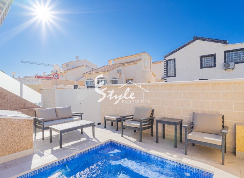 Resale - Villa - Orihuela Costa  - Los Altos