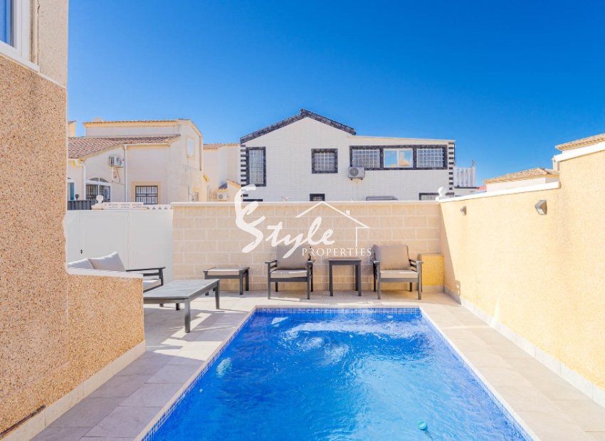 Resale - Villa - Orihuela Costa  - Los Altos
