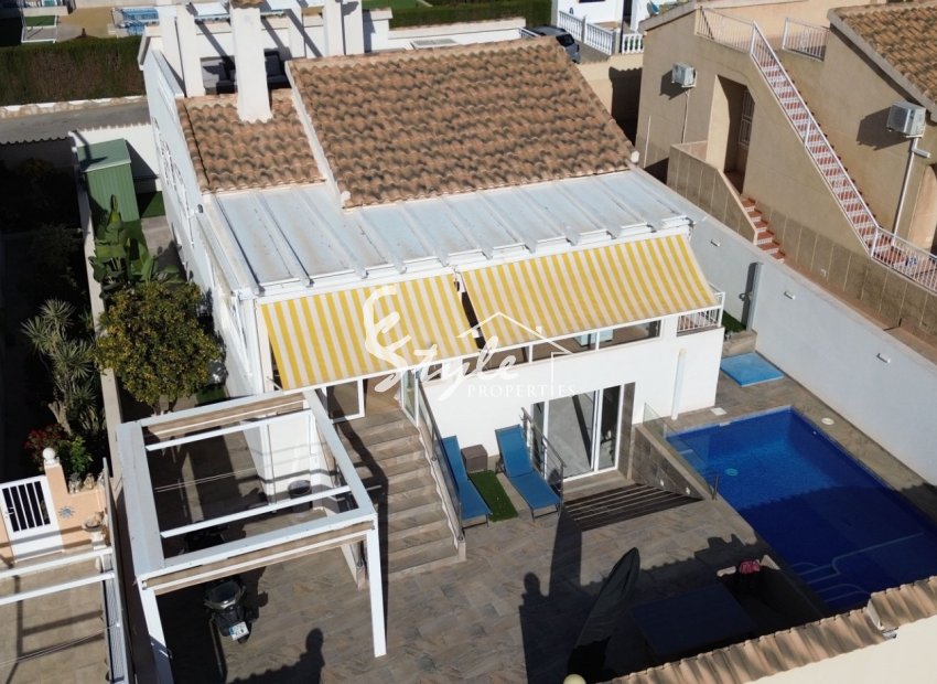 Resale - Villa - Orihuela Costa  - Los Altos