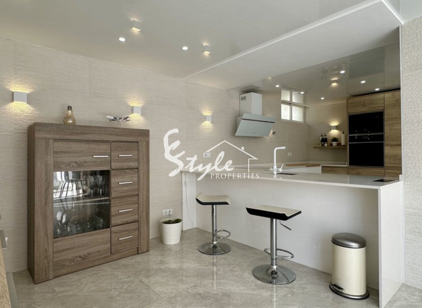 Resale - Villa - Orihuela Costa  - Los Altos