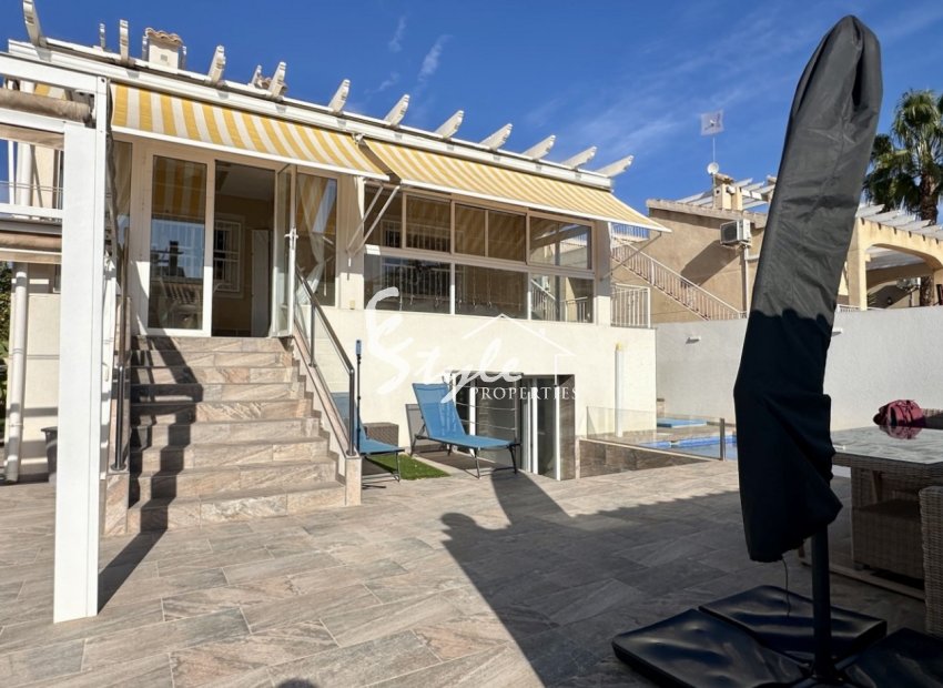 Resale - Villa - Orihuela Costa  - Los Altos