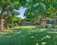 Resale - Villa - Orihuela-Costa - Orihuela Center