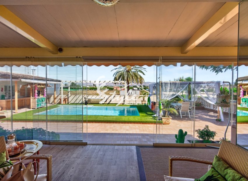 Resale - Villa - Orihuela-Costa - Orihuela Center