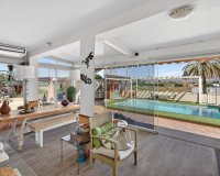 Resale - Villa - Orihuela-Costa - Orihuela Center