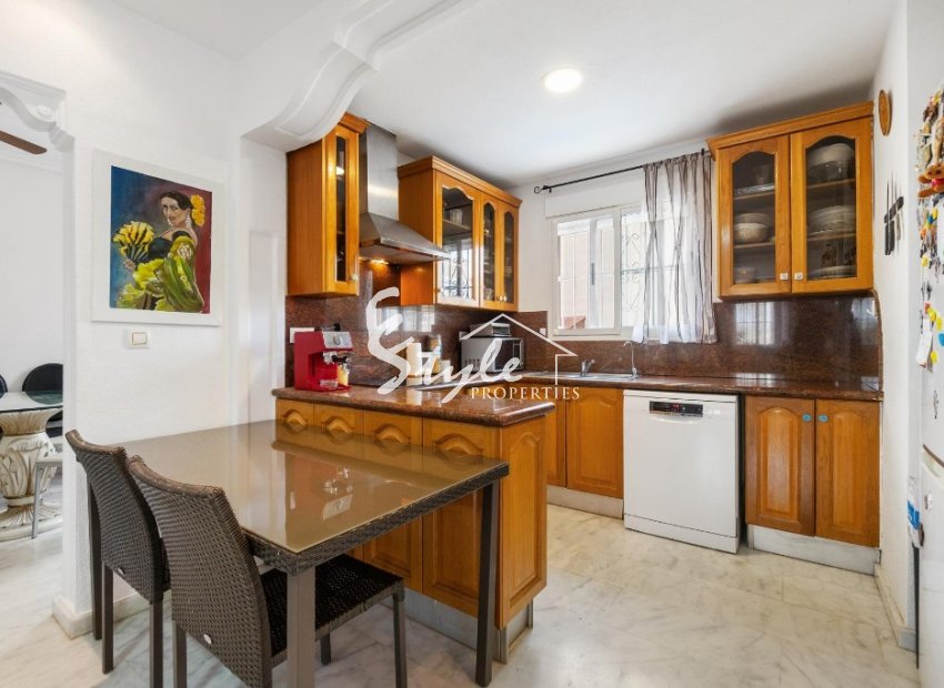 Resale - Villa - Orihuela Costa  - Orihuela Costa