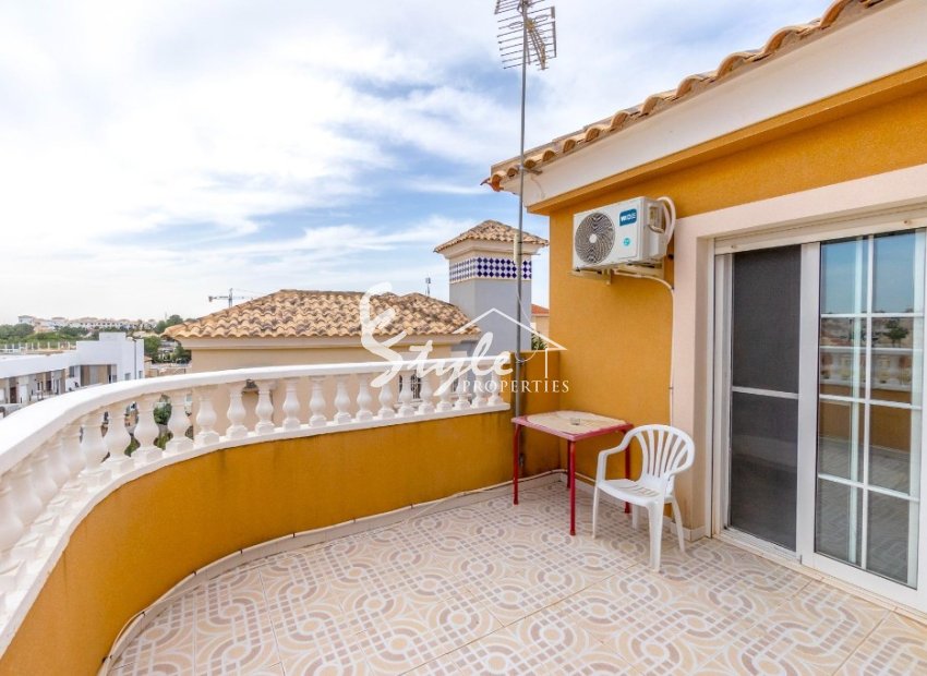 Resale - Villa - Orihuela Costa  - Orihuela Costa
