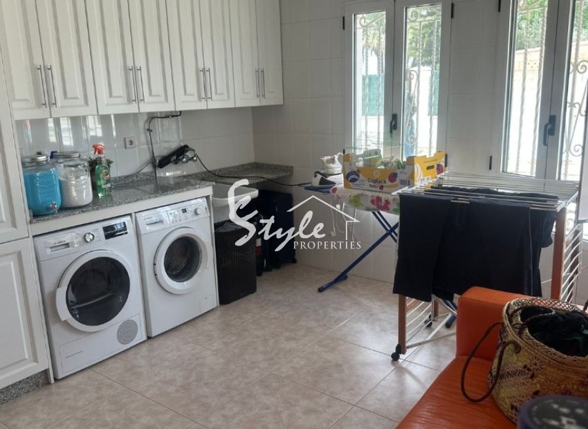 Resale - Villa - Orihuela-Costa - Orihuela