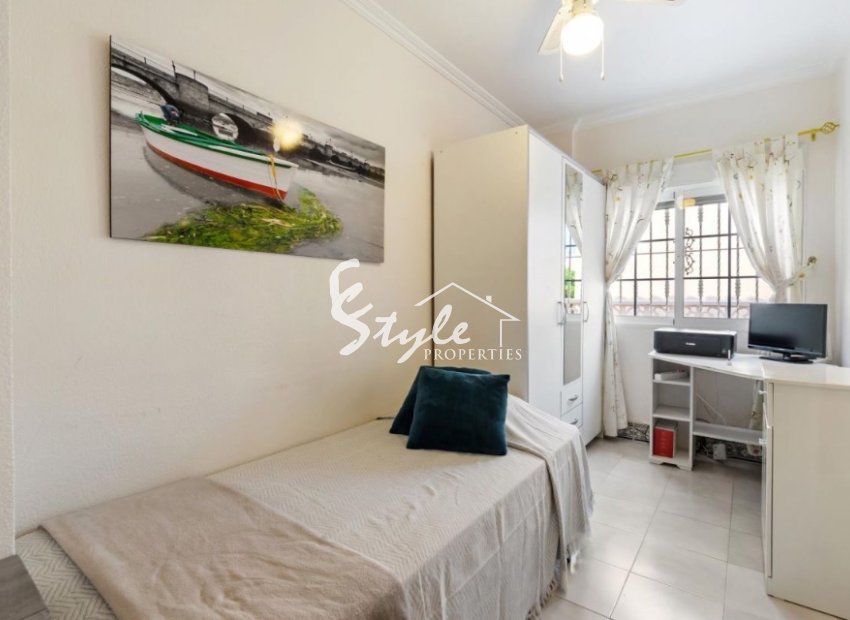 Resale - Villa - Orihuela Costa  - Playa Flamenca