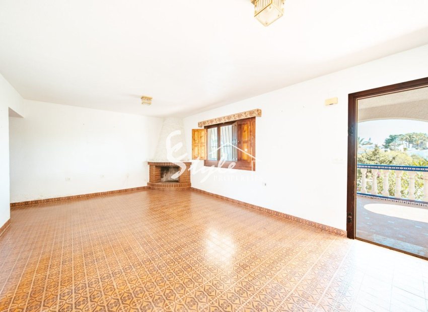 Resale - Villa - Orihuela Costa  - Playa Flamenca