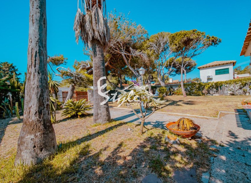 Resale - Villa - Orihuela Costa  - Playa Flamenca