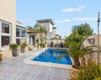 Resale - Villa - Orihuela Costa  - Playa Flamenca
