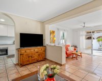 Resale - Villa - Orihuela Costa  - Playa Flamenca