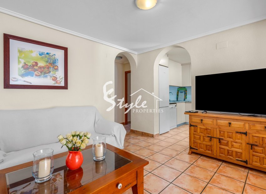 Resale - Villa - Orihuela Costa  - Playa Flamenca