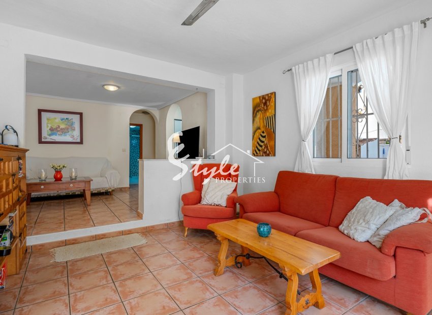 Resale - Villa - Orihuela-Costa - Playa Flamenca