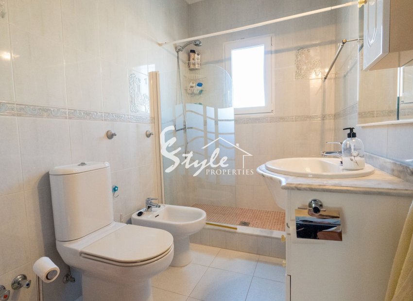 Resale - Villa - Orihuela-Costa - Playa Flamenca