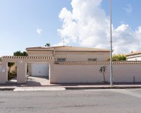 Resale - Villa - Orihuela-Costa - Playa Flamenca