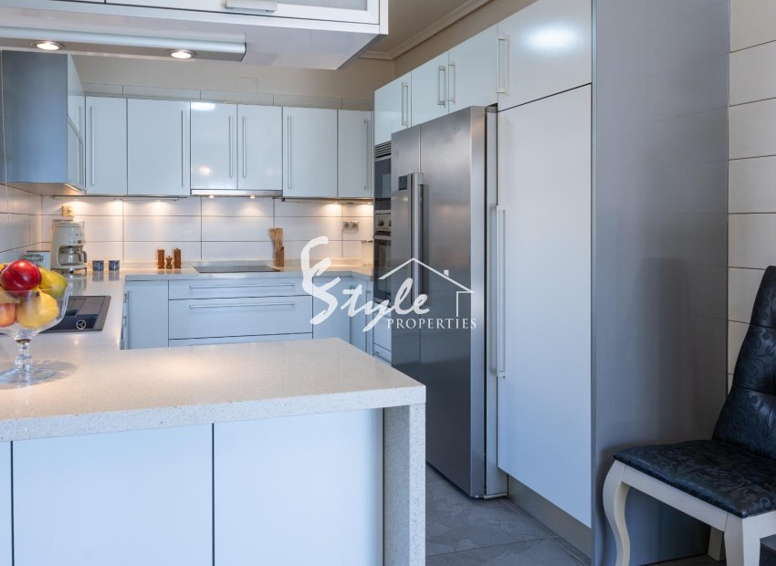 Resale - Villa - Orihuela-Costa - Playa Flamenca