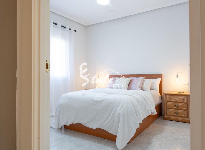 Resale - Villa - Orihuela-Costa - Playa Flamenca