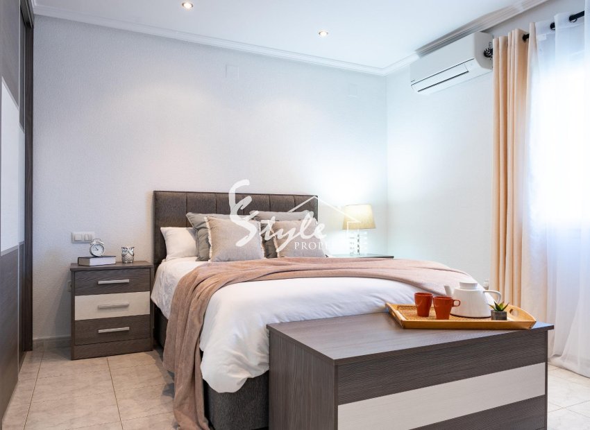 Resale - Villa - Orihuela-Costa - Playa Flamenca