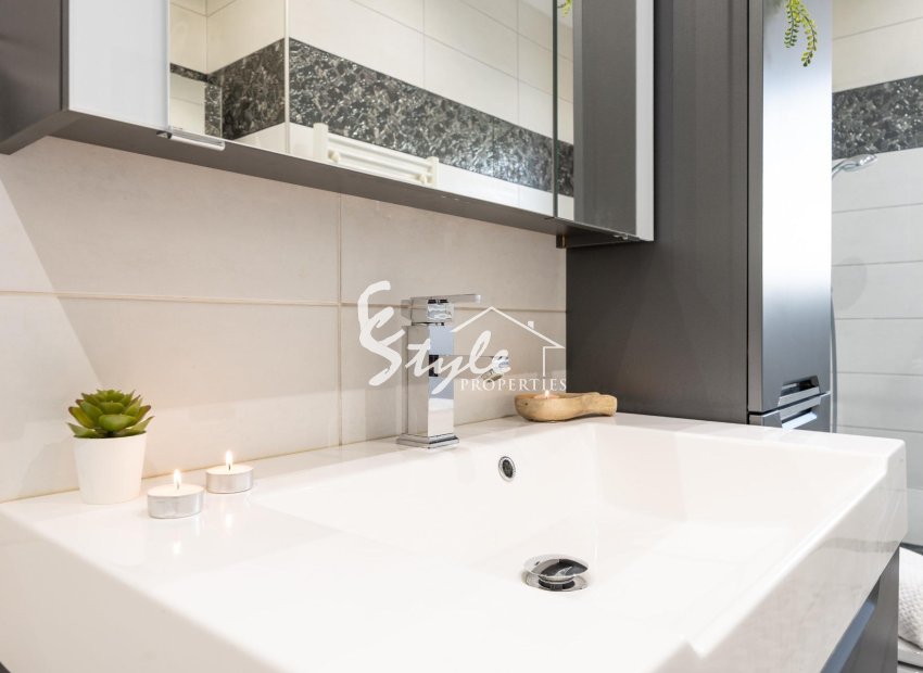 Resale - Villa - Orihuela-Costa - Playa Flamenca