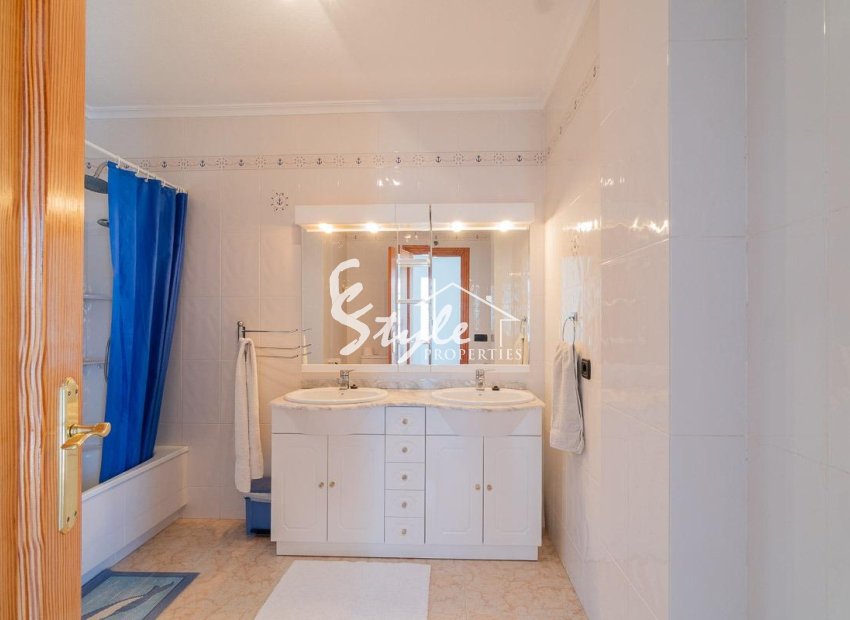 Resale - Villa - Orihuela-Costa - Playa Flamenca