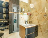 Resale - Villa - Orihuela Costa  - Punta Prima