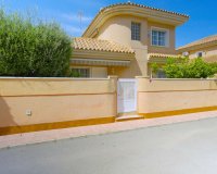 Resale - Villa - Orihuela Costa  - Punta Prima