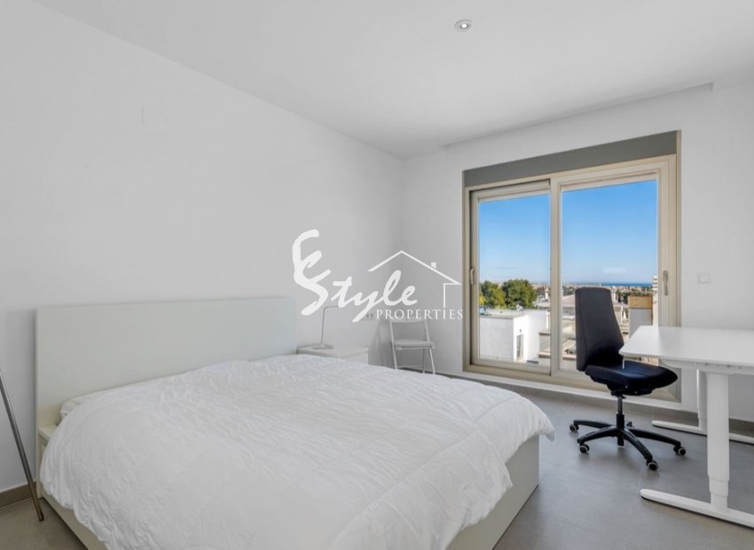 Resale - Villa - Orihuela Costa  - Villamartin