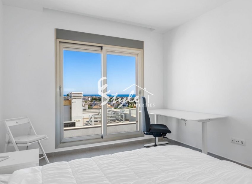 Resale - Villa - Orihuela Costa  - Villamartin