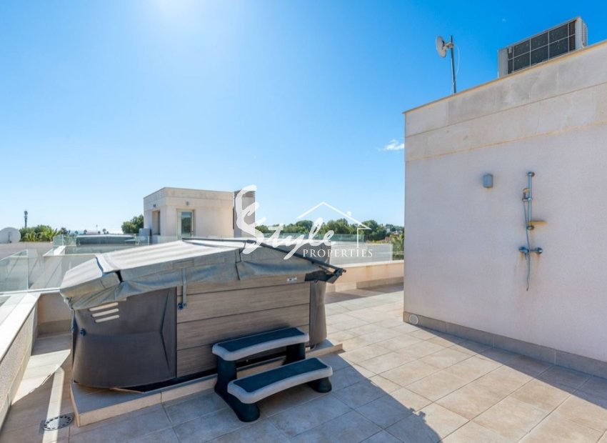Resale - Villa - Orihuela Costa  - Villamartin