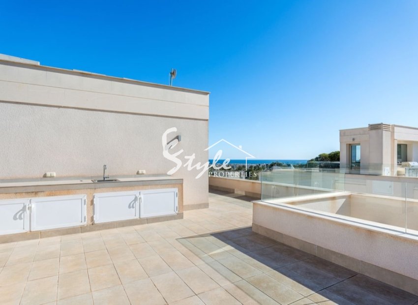 Resale - Villa - Orihuela Costa  - Villamartin