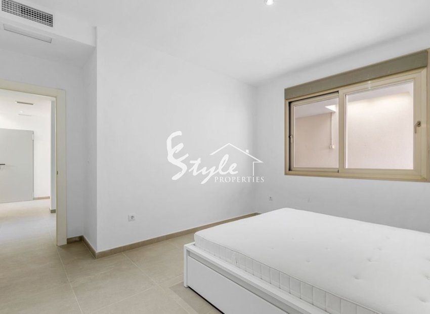 Resale - Villa - Orihuela Costa  - Villamartin