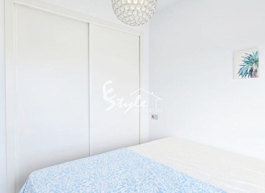 Resale - Villa - Orihuela Costa  - Villamartin