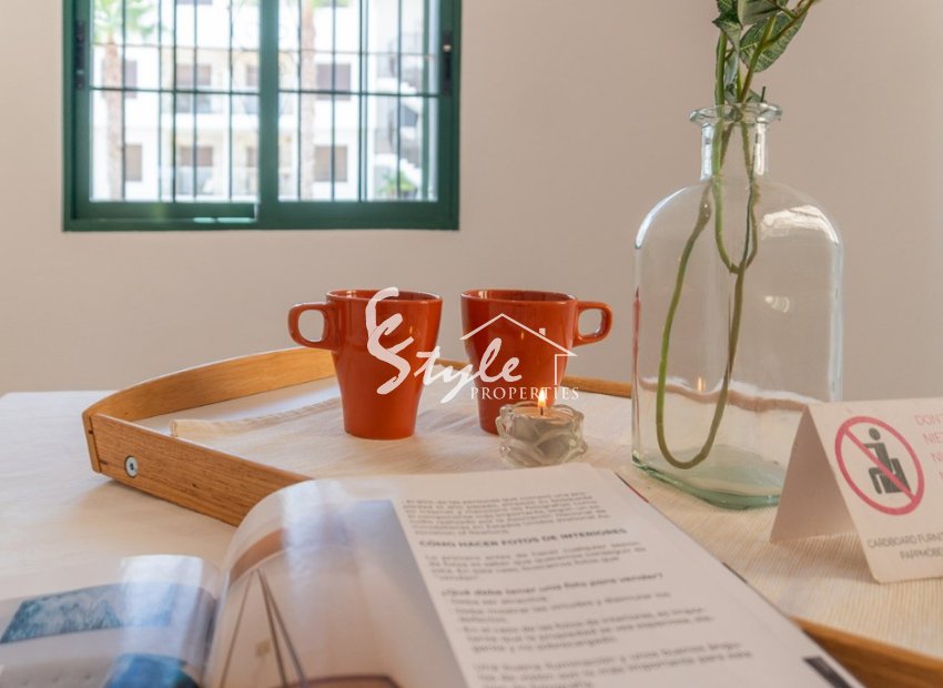 Resale - Villa - Orihuela Costa  - Villamartin