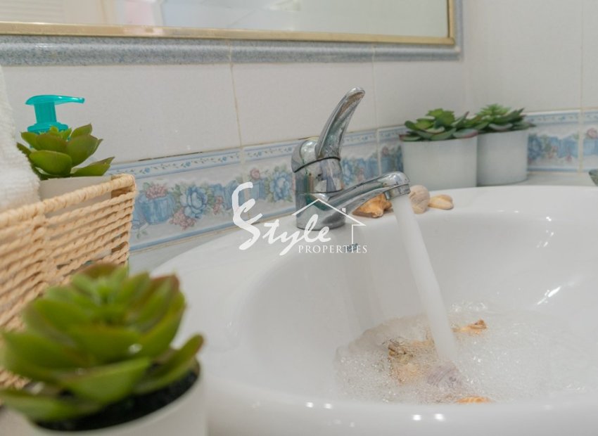 Resale - Villa - Orihuela Costa  - Villamartin