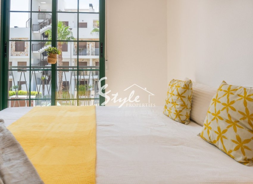 Resale - Villa - Orihuela Costa  - Villamartin