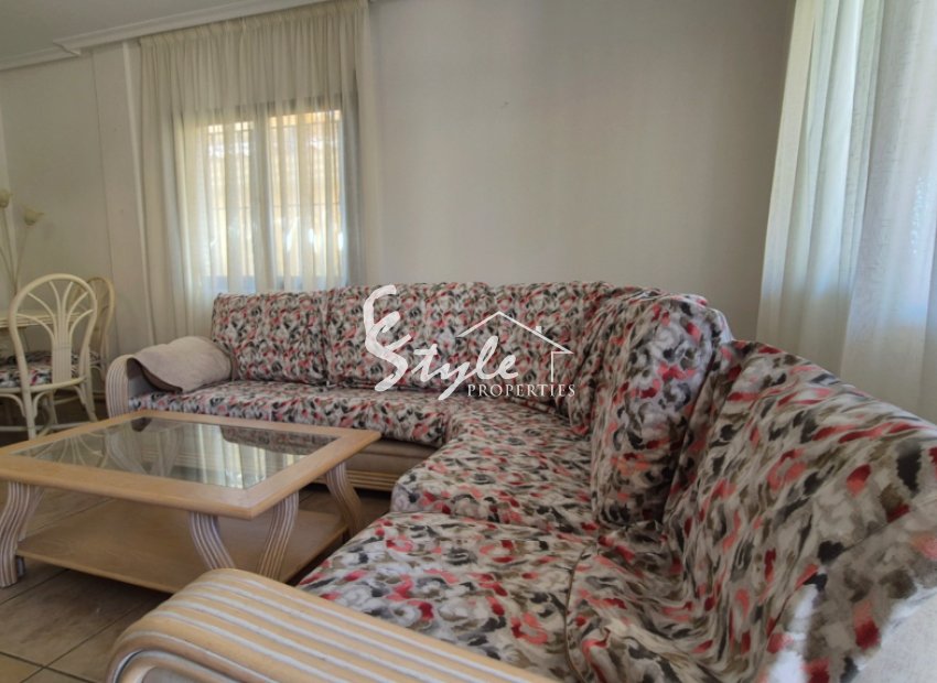 Resale - Villa - Orihuela Costa  - Villamartin