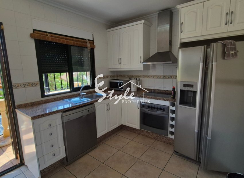 Resale - Villa - Orihuela Costa  - Villamartin