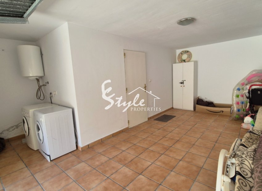 Resale - Villa - Orihuela Costa  - Villamartin