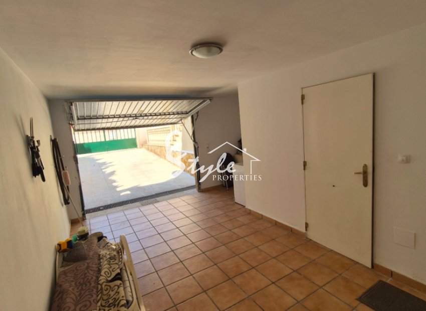 Resale - Villa - Orihuela Costa  - Villamartin