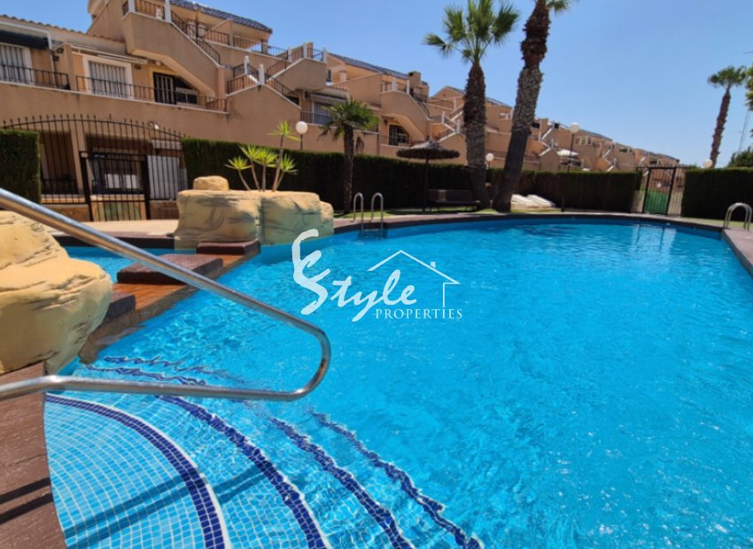Resale - Villa - Orihuela Costa  - Villamartin