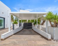 Resale - Villa - Orihuela Costa  - Villamartin
