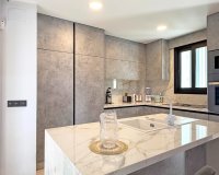 Resale - Villa - Orihuela Costa  - Villamartin