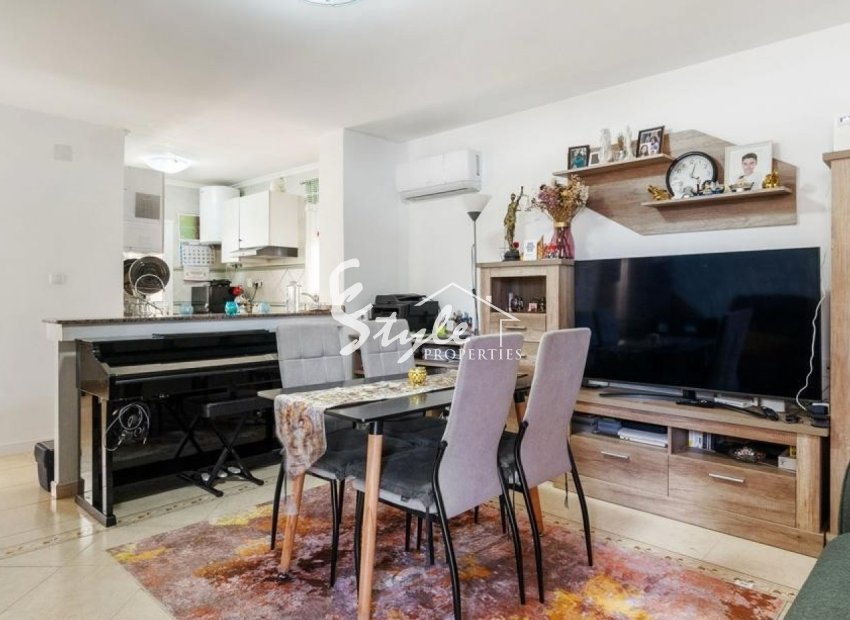 Resale - Villa - Orihuela Costa  - Villamartin