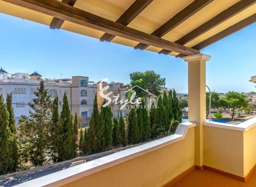Resale - Villa - Orihuela Costa  - Villamartin