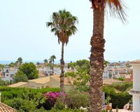 Resale - Villa - Orihuela Costa  - Villamartin